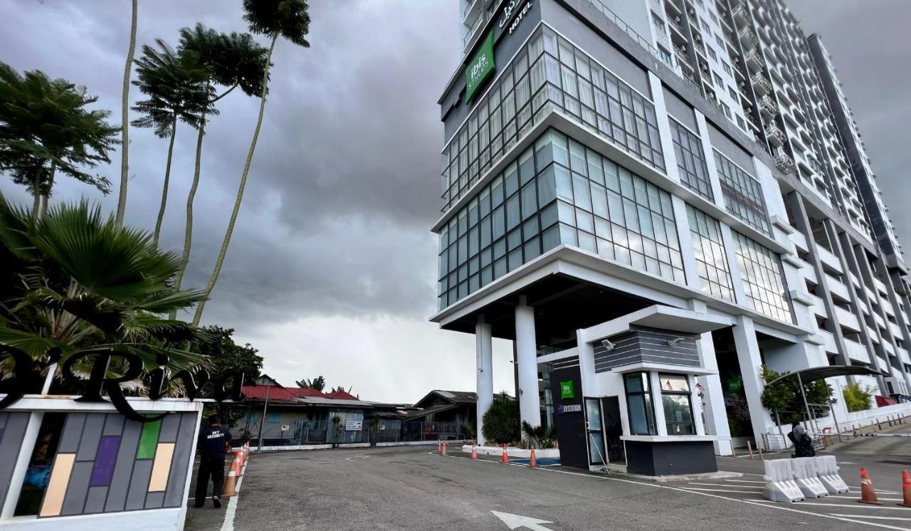 Riverview 8Pax 2Br In Kbtown Netflix, Wi-Fi B-3A-5 Kota Bahru Luaran gambar